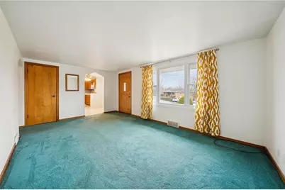 1013 10th St, Irwin, PA 15642 - Photo 3