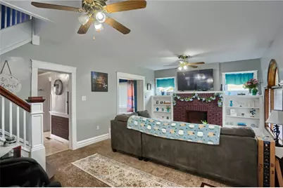 319 E Edgewood Ave, New Castle, PA 16105 - Photo 3