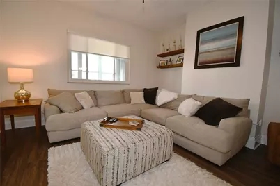 317 Augusta St, Pittsburgh, PA 15211 - Photo 9