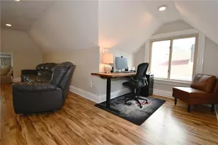 317 Augusta St, Pittsburgh, PA 15211 - Photo 25