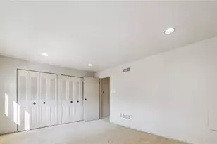 212 Pine Ct, Ross Twp, PA 15237 - Photo 15