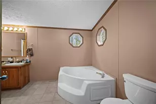 229 Connoquenessing Dr, Connoquenessing Township, PA 16033 - Photo 23