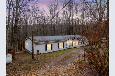 229 Connoquenessing Dr, Connoquenessing Township, PA 16033 - Photo 3