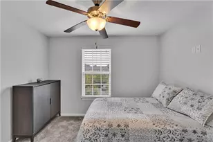 1304 Pointe View Dr, Adams Township, PA 16046 - Photo 21