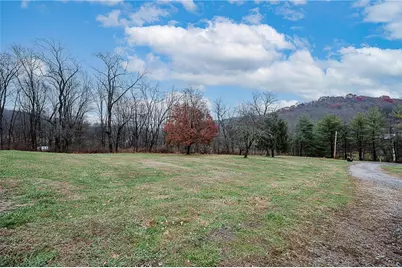 564 Henry Rd, Center Township-Homer City, PA 15748 - Photo 3