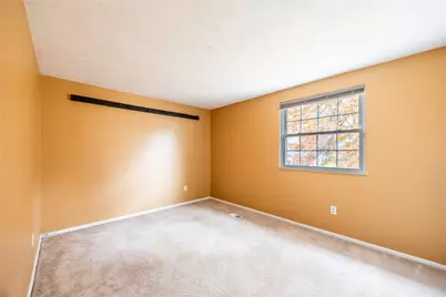 1069 Highfield Rd, Bethel Park, PA 15102 - Photo 23