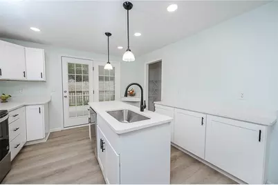 733 Metz Road, White Township, PA 15701 - Photo 5