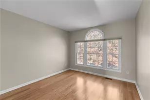 1100 Meadowbrook Dr, Canonsburg, PA 15317 - Photo 31