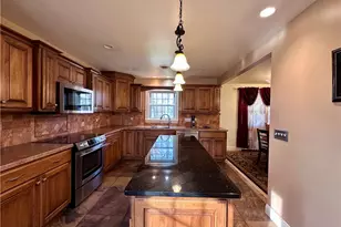 214 Raptor Cir, Neshannock Township, PA 16105 - Photo 11