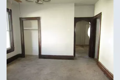 128 W Main St, Evans City, PA 16033 - Photo 9