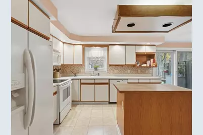 125 E Sandle Ave, Pittsburgh, PA 15237 - Photo 5