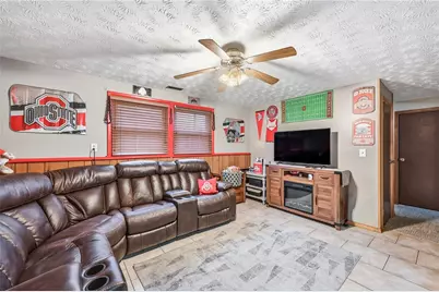 11 Clubhouse Dr, Shenango Township, PA 16159 - Photo 17