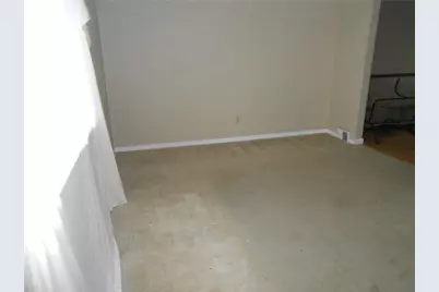 77 Duff Rd, Pittsburgh, PA 15235 - Photo 13