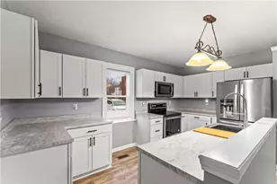 305 Perry Como Ave, Canonsburg, PA 15317 - Photo 13