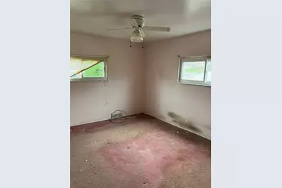 2618 Reiter Rd, Pittsburgh, PA 15235 - Photo 13