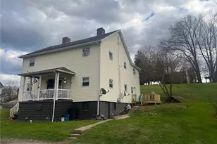 162 Front St, Hempfield Township, PA 15635 - Photo 5