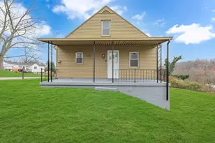 136 Harold St, Daugherty Township, PA 15066 - Photo 3