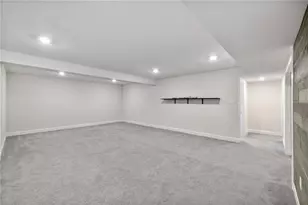 4009 Overview Dr, Cecil, PA 15317 - Photo 45