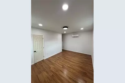 813 Lauck Ave, Liberty Boro, PA 15133 - Photo 13