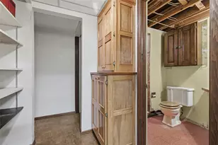 508 Rainier Dr, Pittsburgh, PA 15239 - Photo 37