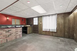 508 Rainier Dr, Pittsburgh, PA 15239 - Photo 35