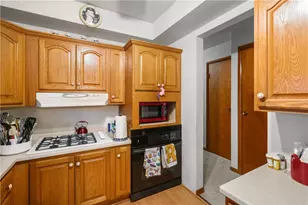 95 Crestvue Rd, South Strabane, PA 15301 - Photo 11