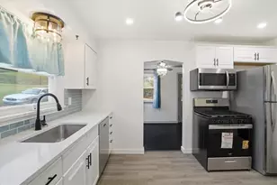 2001 Ridge Rd, Jefferson Hills, PA 15332 - Photo 11