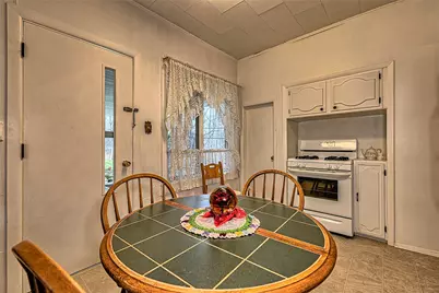 111 Dixonville Rd, Green/Commdre/Prchse, PA 15728 - Photo 7