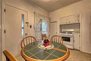 111 Dixonville Rd, Green/Commdre/Prchse, PA 15728 - Photo 7