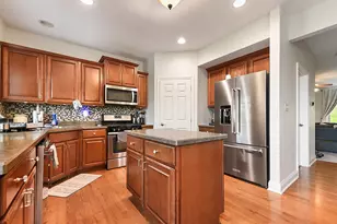 3844 Goldie Ln, Murrysville, PA 15668 - Photo 5