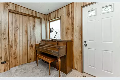 804 Airbrake Ave, Wilmerding, PA 15148 - Photo 13