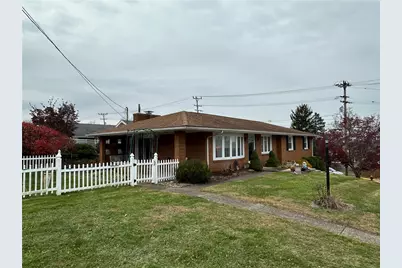 900 Lewis Ave, Jeannette, PA 15644 - Photo 1