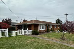 900 Lewis Ave, Jeannette, PA 15644 - Photo 1