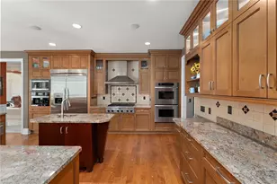 116 Mirage Dr, Cranberry Township, PA 16066 - Photo 11