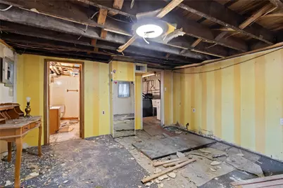 308 Erie Ave, Glassport, PA 15045 - Photo 19