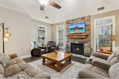 2002 Deacon Dr #3, Unity Township, PA 15650 - Photo 7