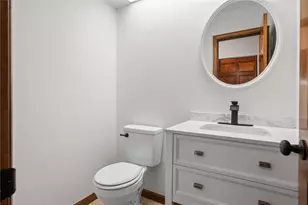 449 Shelbourne Dr, Pittsburgh, PA 15239 - Photo 19