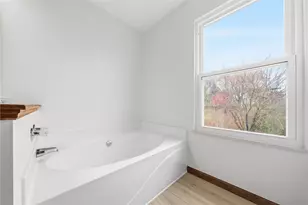 449 Shelbourne Dr, Pittsburgh, PA 15239 - Photo 25