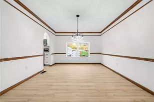 449 Shelbourne Dr, Pittsburgh, PA 15239 - Photo 15