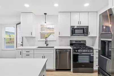 449 Shelbourne Dr, Pittsburgh, PA 15239 - Photo 9