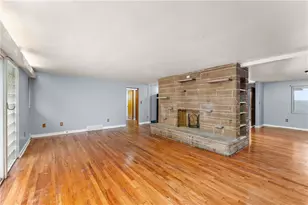 3011 Perrysville, Observatory Hill, PA 15214 - Photo 5