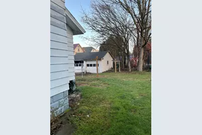 705 E Lutton St, New Castle, PA 16101 - Photo 3