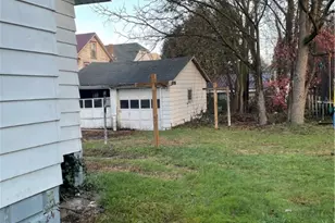 705 E Lutton St, New Castle, PA 16101 - Photo 3