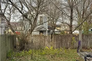 1711 4th Ave, Beaver Falls, PA 15010 - Photo 3