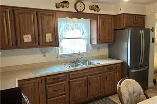 356 3rd St, Smithton, PA 15479 - Photo 3