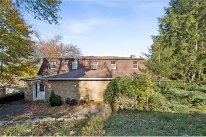 710 Florida Avenue, Jeannette, PA 15644 - Photo 35