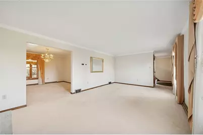 710 Florida Avenue, Jeannette, PA 15644 - Photo 7