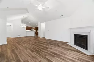 400 Spring Valley Dr, Jackson Township, PA 16063 - Photo 5