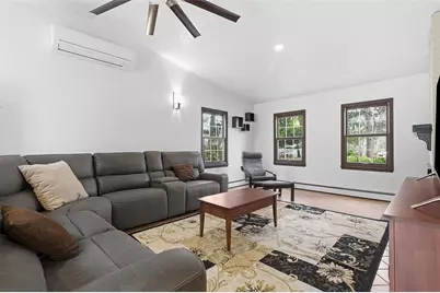 2034 Ewings Mill Rd, Robinson Twp, PA 15108 - Photo 17