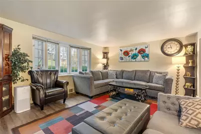 485 Milbeth Dr, Pittsburgh, PA 15228 - Photo 3